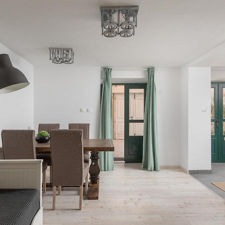 Apartment Coastal Villa Makarska Dış mekan fotoğraf