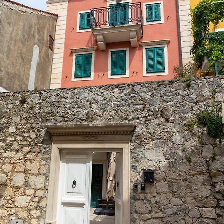 Apartment Coastal Villa Makarska Dış mekan fotoğraf
