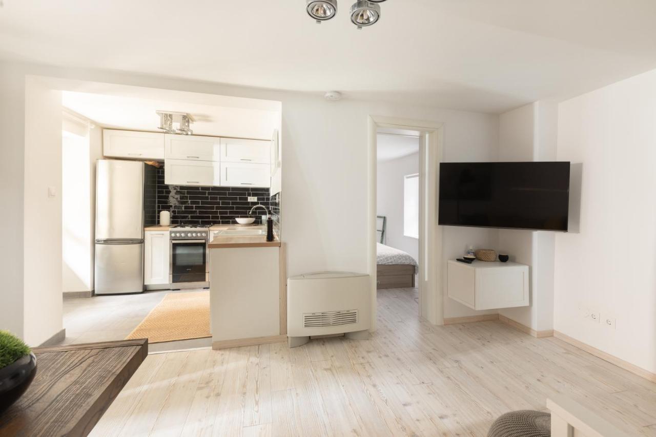 Apartment Coastal Villa Makarska Dış mekan fotoğraf