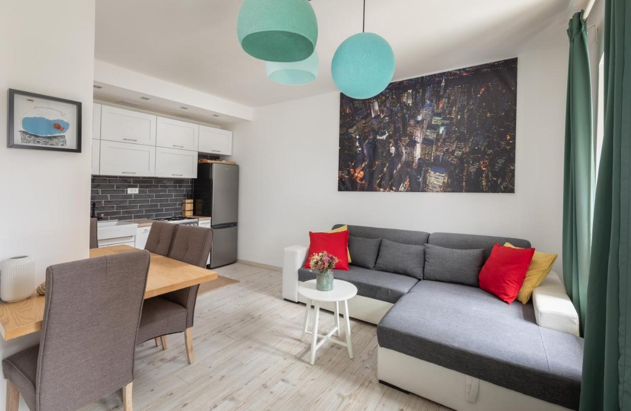 Apartment Coastal Villa Makarska Dış mekan fotoğraf