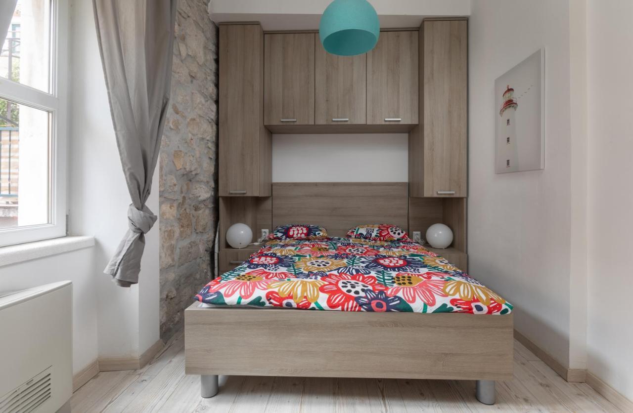Apartment Coastal Villa Makarska Dış mekan fotoğraf